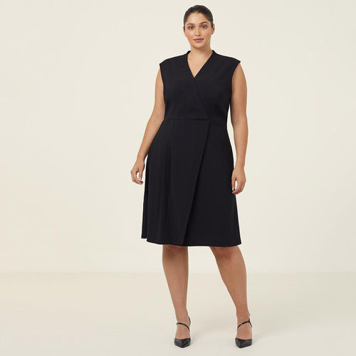 NNT SLEEVELESS WRAP DRESS,