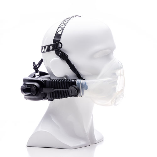Clean Space CST HALF Mask MEDIUM inc Harness