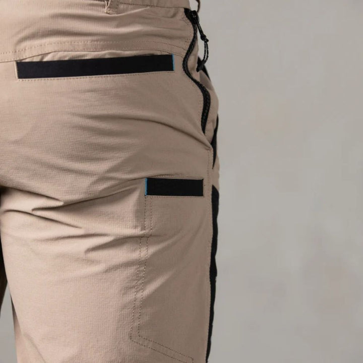 #colour_khaki