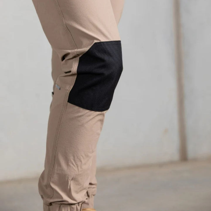 #colour_khaki