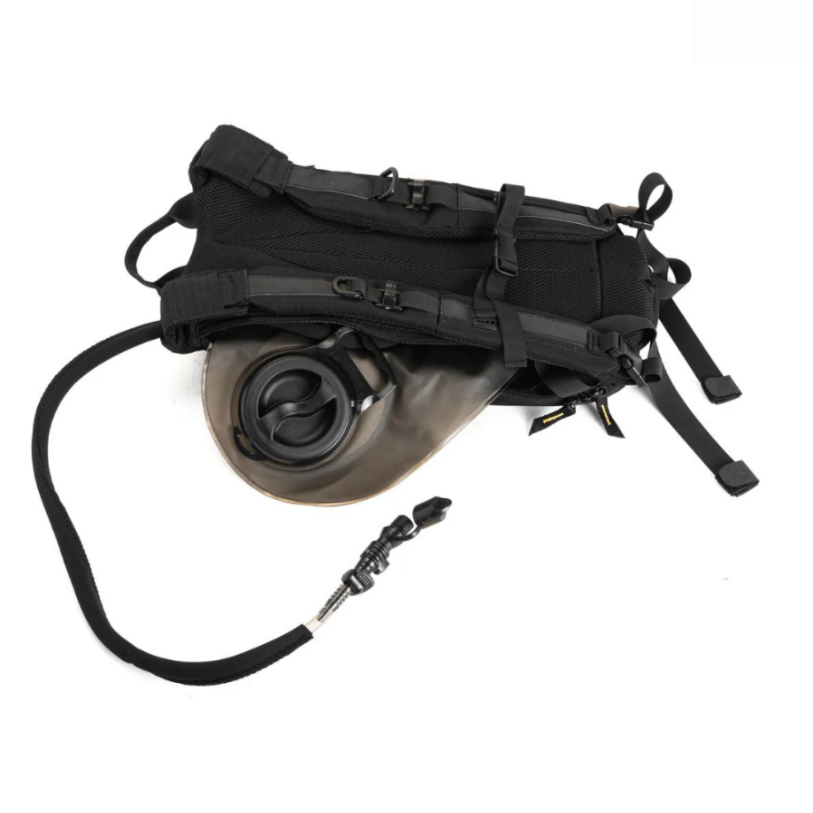 RUGGED XTREMES HYDRATION BACKPACK
