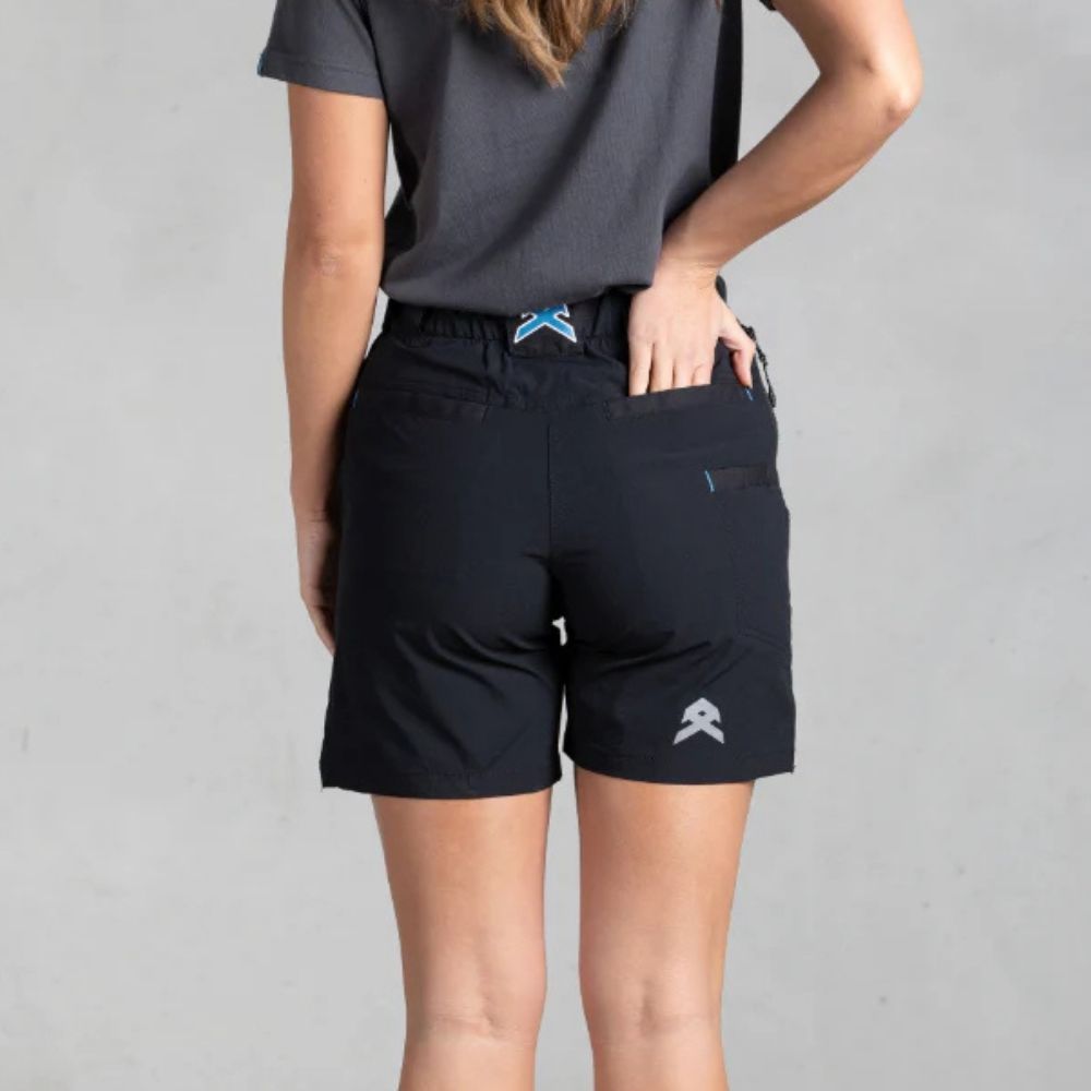 #colour_black