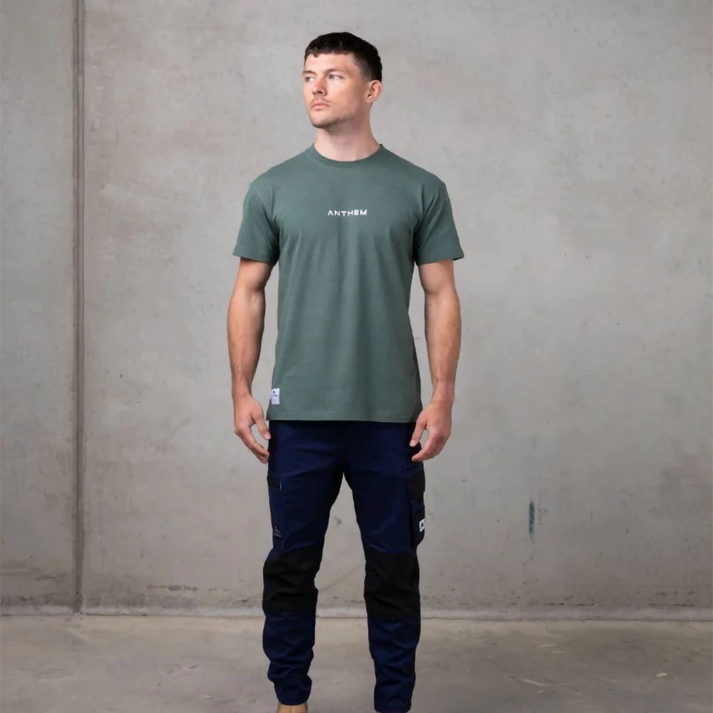 #colour_smokey green