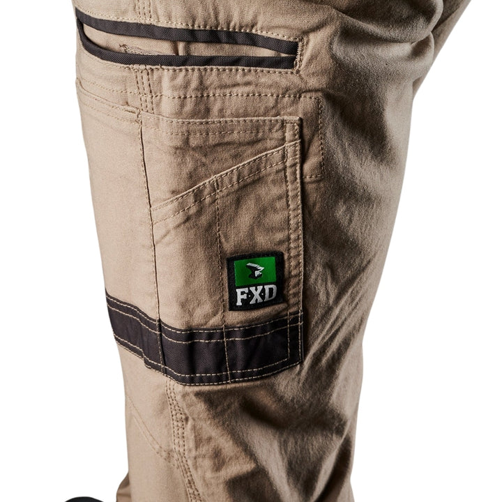 #colour_khaki