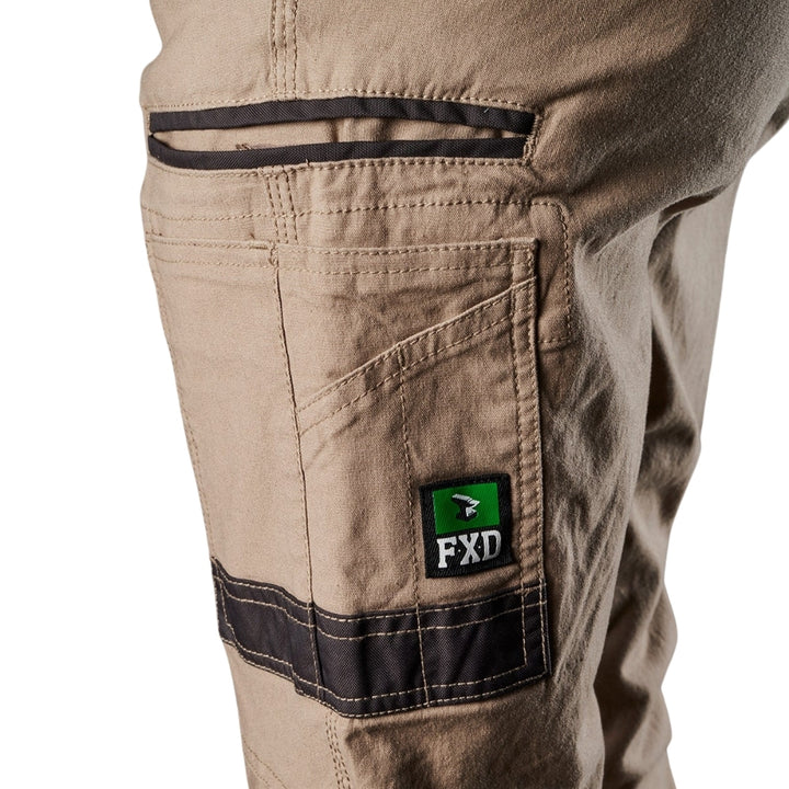 #colour_khaki