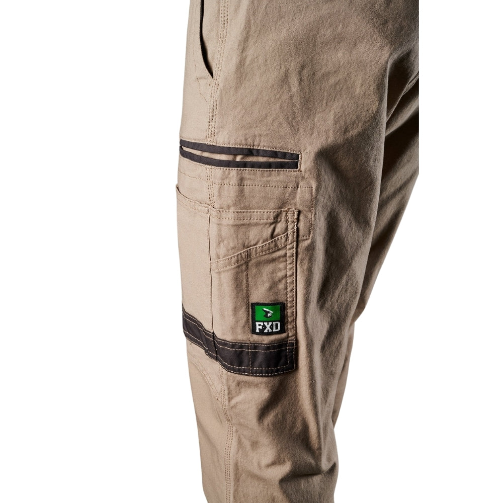 #colour_khaki