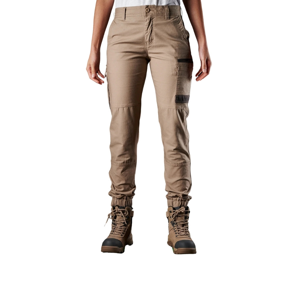 #colour_khaki
