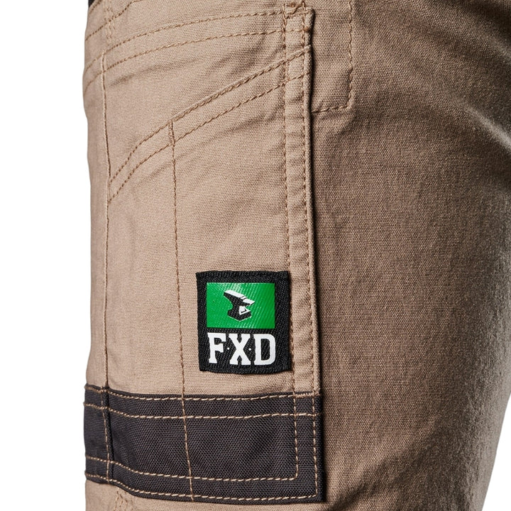 #colour_khaki