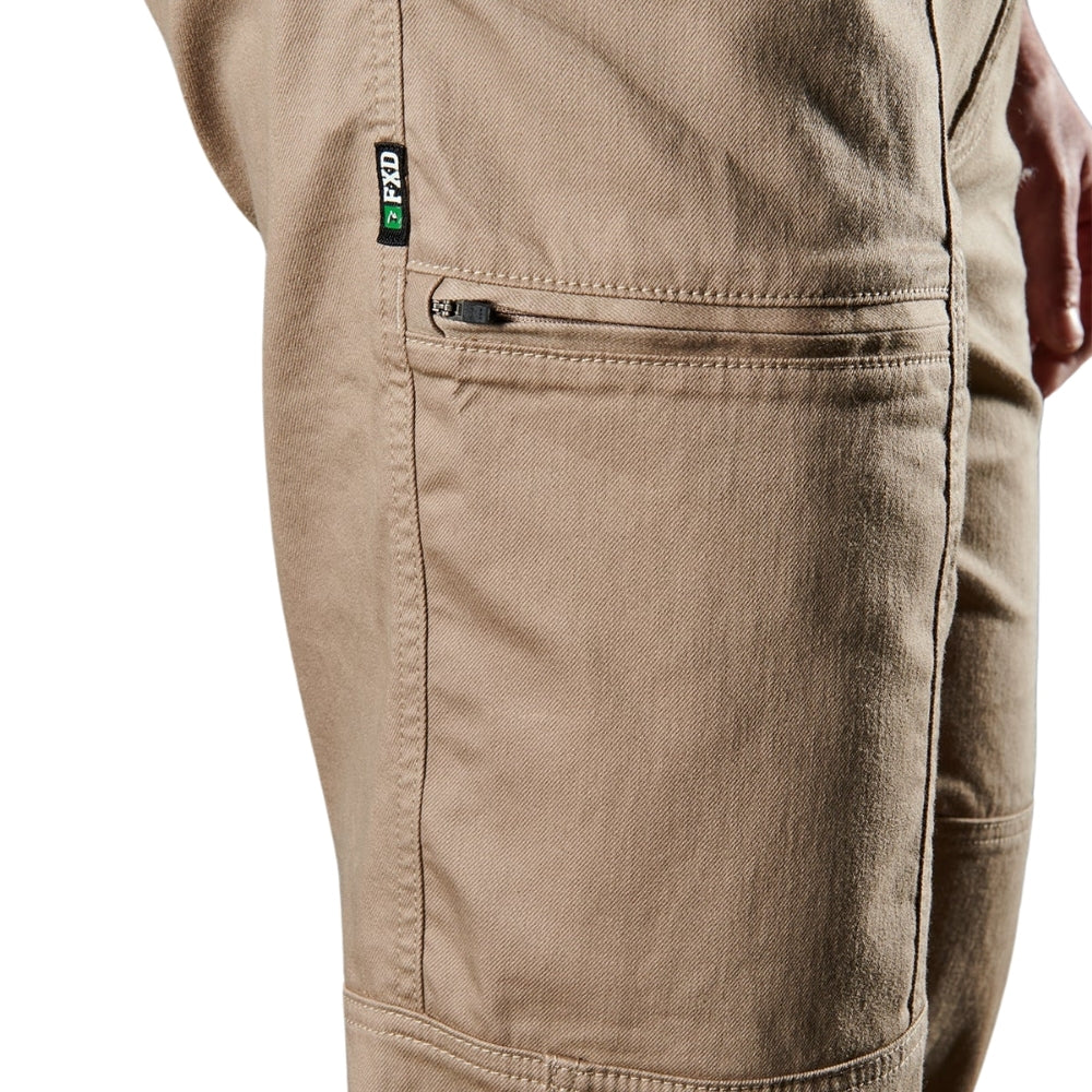 #colour_khaki