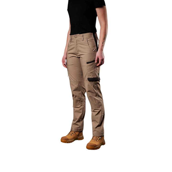 #colour_khaki