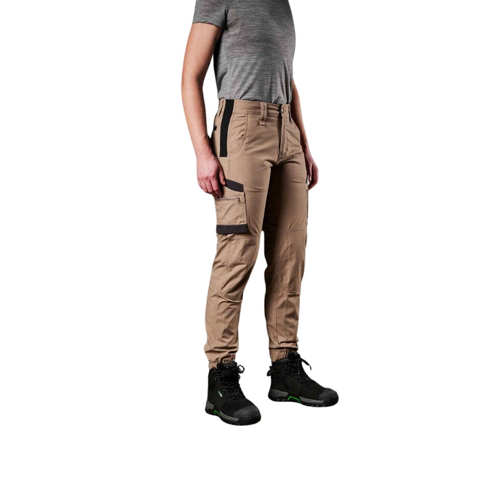 #colour_khaki