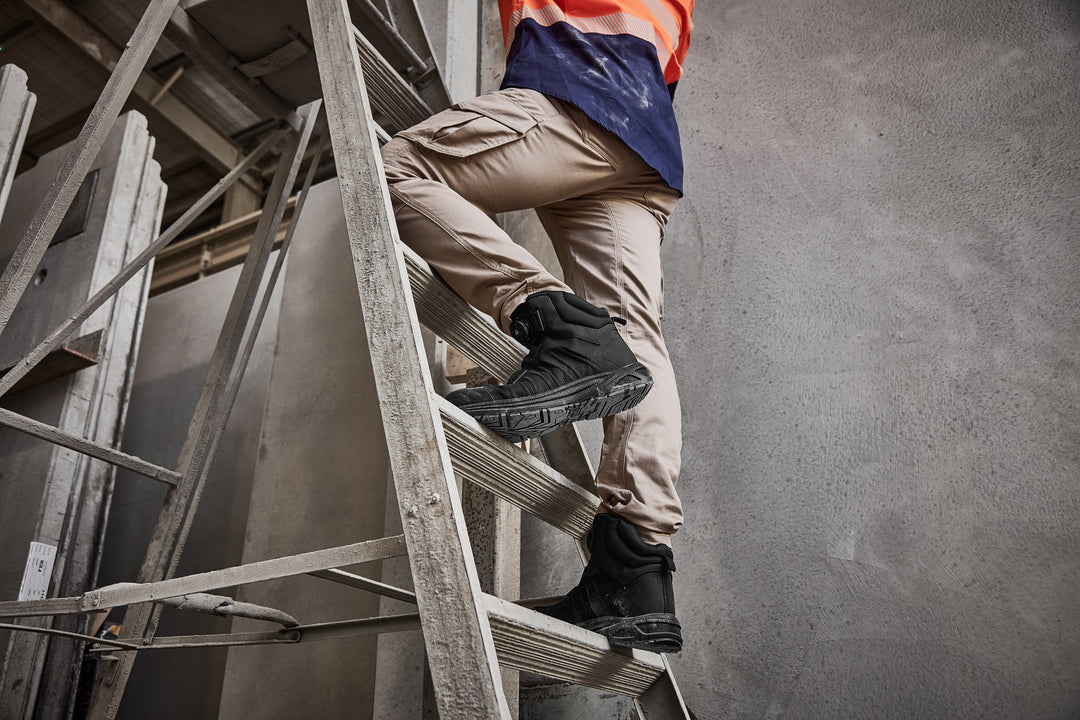Syzmik Ultralite Freelock Mid Safety Boots