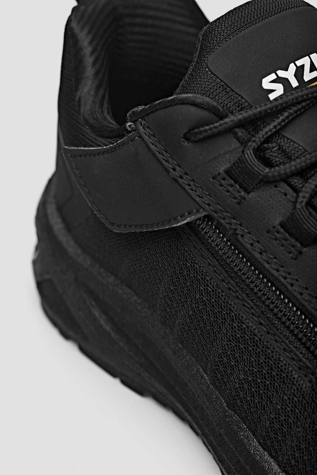 Syzmik Ultralite Lo Zip Safety Shoe