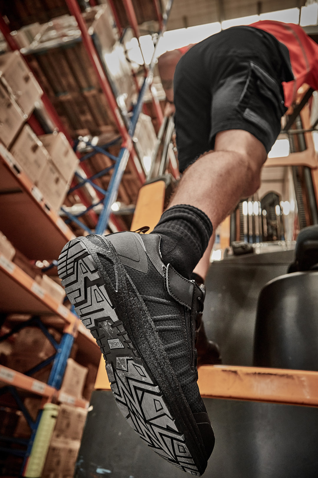 Syzmik Ultralite Lo Zip Safety Shoe