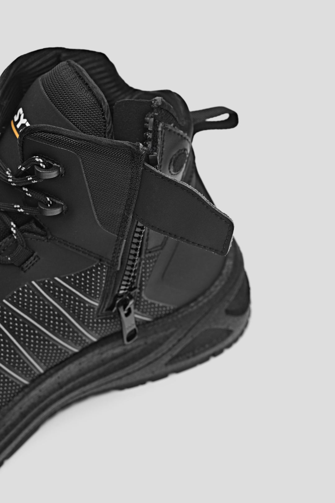 Syzmik Ultralite Z Reflective Mid Safety Boots